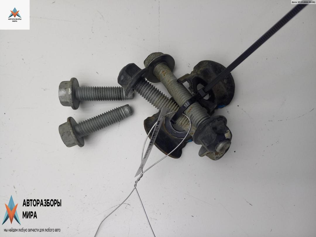 Болт крепления Opel Karl 1 поколение 2016, 1.0 л., бензин, МКПП, синий, хетчбэк 5 дв. - фото №1