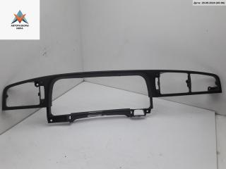 Рамка (обрамление) щитка приборов Volkswagen Passat B4 1996, 1.8 л., бензин, МКПП, зелёный, седан, 3A1857059B