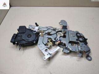 замок двери задней левой Mazda 5 CR 2006, 2.0 л., дизель, МКПП, чёрный, минивэн