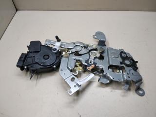 замок двери задней левой Mazda 5 CR 2006, 2.0 л., дизель, МКПП, чёрный, минивэн