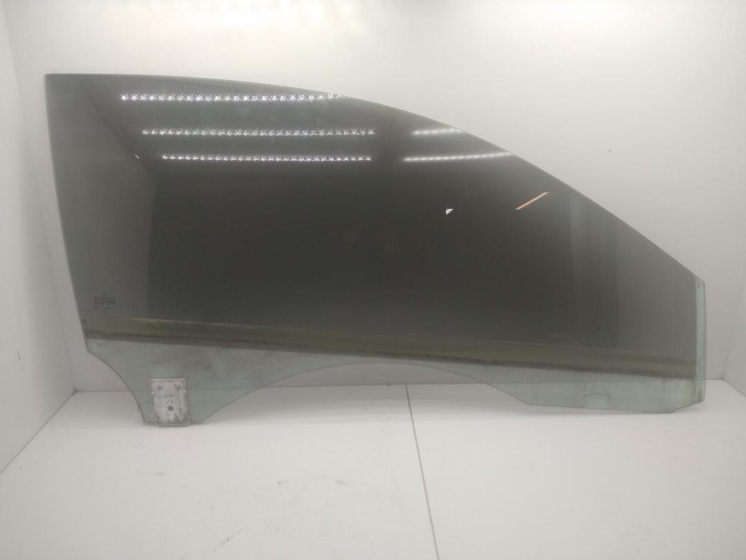 стекло двери передней правой Mercedes-Benz CLK-Class C209 2006, 1.8 л., бензин, МКПП, чёрный, купе, A2097250210