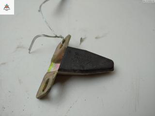 ответная часть (скоба) замка двери Volkswagen Transporter T4 1994, 2.4 л., дизель, МКПП, белый, микроавтобус, 701829734