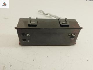 часы Mitsubishi Lancer 9 поколение 2003, 1.6 л., бензин, АКПП, серый, универсал