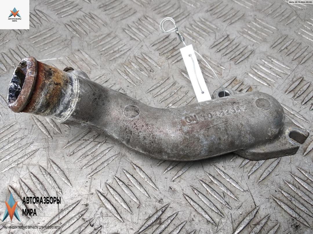 фланец (тройник) системы охлаждения Chevrolet Trans Sport / Venture 2001, 3.4 л., бензин, АКПП, серый, минивэн, 10182345 - фото №1