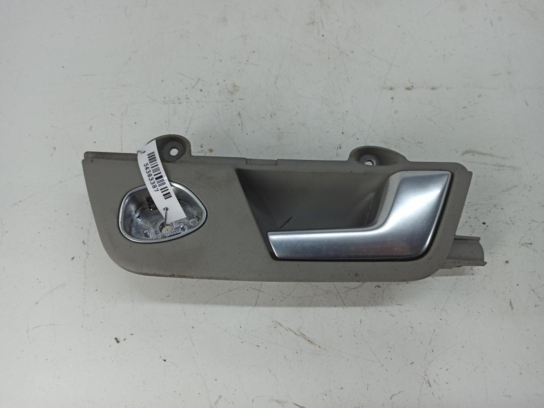 ручка внутренняя задняя правая Audi A4 B7 2005, 2.0 л., дизель, МКПП, серый, универсал, 8E0839020