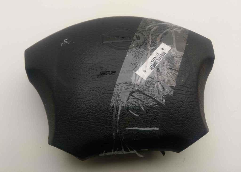 подушка безопасности водителя Nissan Primera P11 1998, 2.0 л., бензин, МКПП, зелёный, универсал