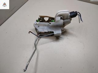 замок двери передней правой Mitsubishi Pajero 3 поколение [рестайлинг] 2002, 2.5 л., дизель, МКПП, чёрный, внедорожник 5 дв.