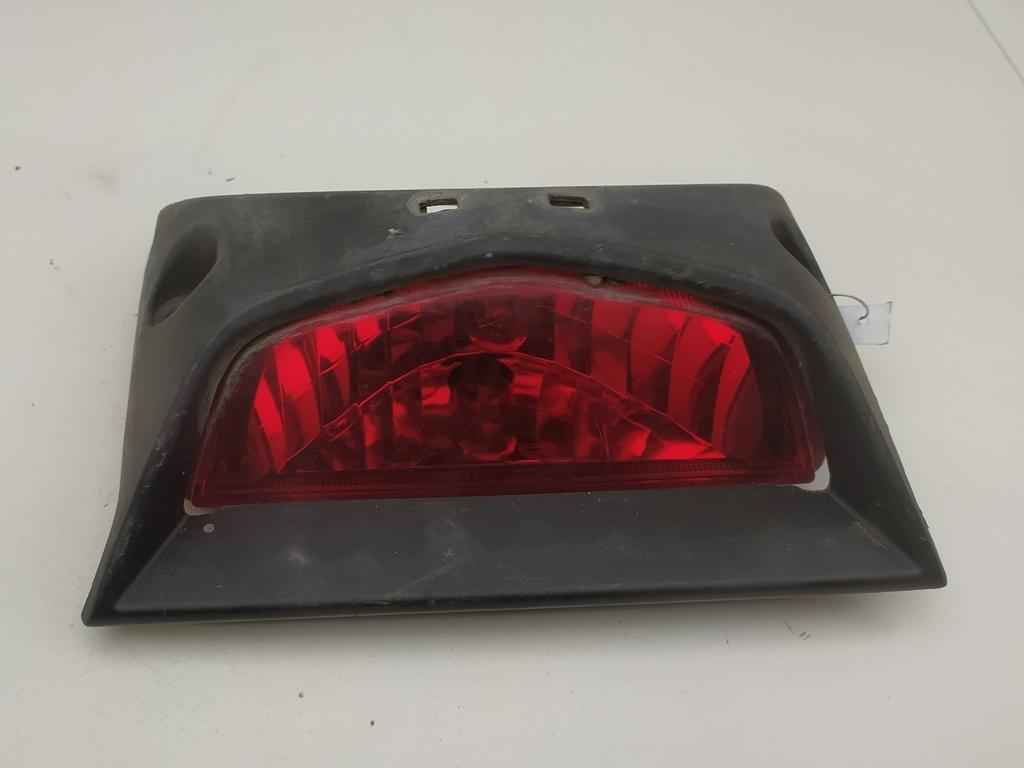 фонарь противотуманный центральный Mazda 5 2006, 2.0 л., дизель, МКПП, чёрный, минивэн, CC29-51-650B