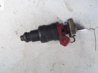 форсунка Opel Omega B 1997, 2.0 л., бензин, МКПП, красный, универсал, 90501588