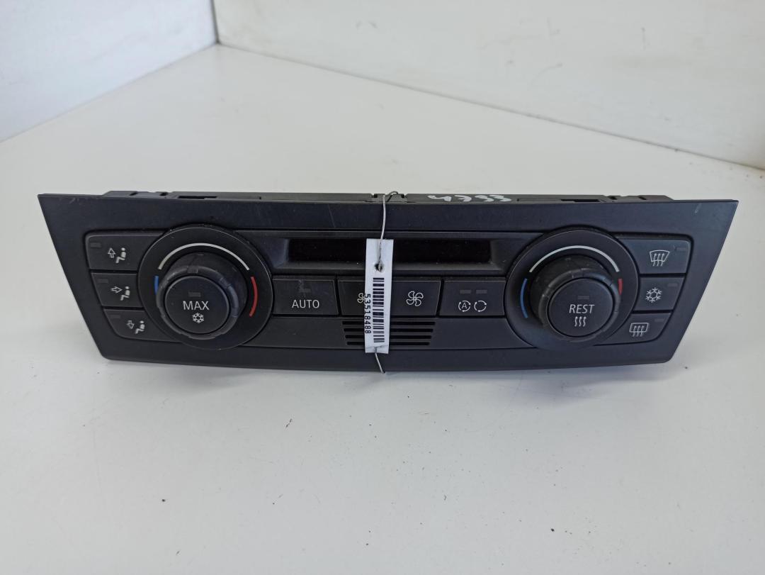 блок управления печки / климат-контроля BMW 1 серия E81/E82/E87/E88 2005, 2.0 л., дизель, МКПП, серый, хетчбэк 5 дв., 6958536 - фото №1