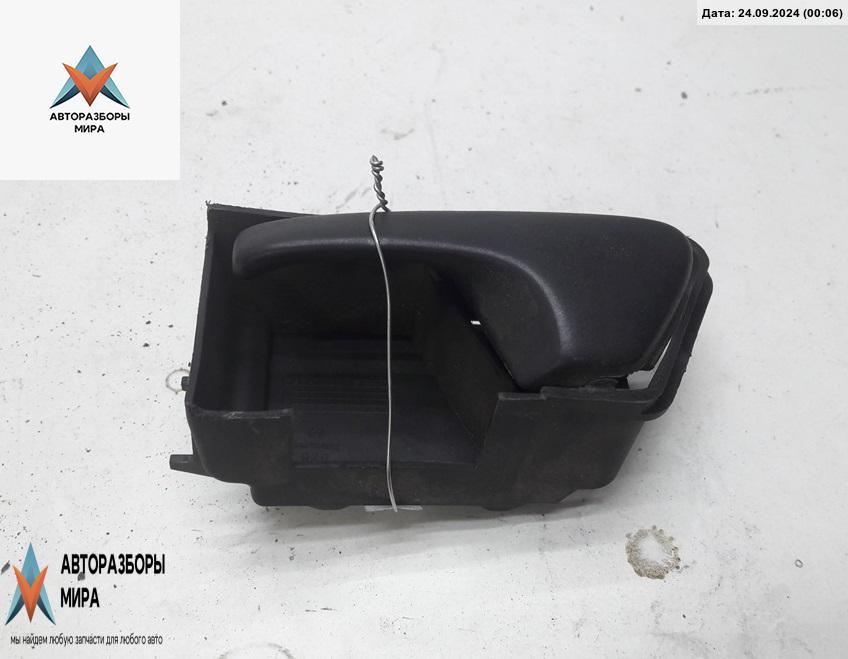 ручка внутренняя передняя левая Volkswagen Golf 3 поколение 1993, 1.6 л., бензин, МКПП, синий, хетчбэк 5 дв., 1H0837141 - фото №1
