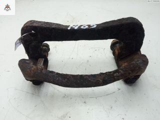 скоба суппорта Mitsubishi Colt 5 поколение (CJO) 1996, 1.3 л., бензин, МКПП, красный, хетчбэк 3 дв.