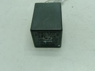 реле (прочие) Volkswagen Passat B3 1989, 1.8 л., бензин, МКПП, синий, универсал, 321955531A