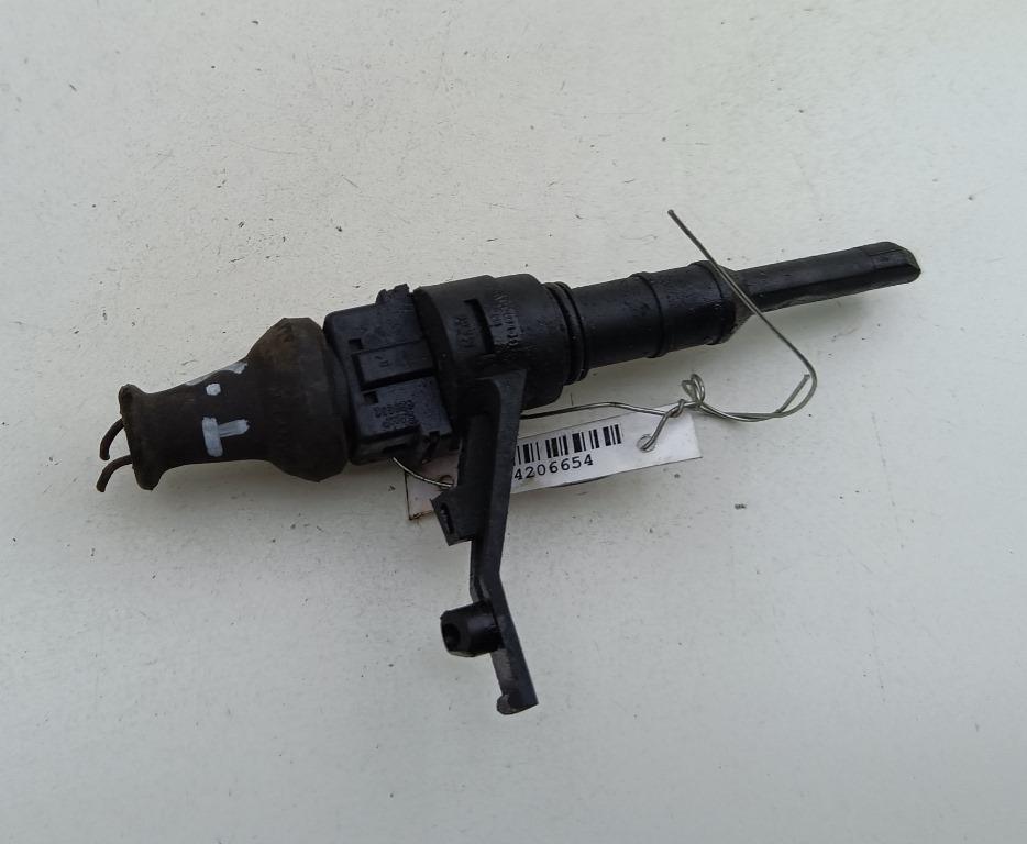 прочая запчасть Volkswagen Passat B5+ (GP) 2001, 1.6 л., бензин, МКПП, синий, универсал