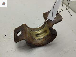 Крепление втулки стабилизатора заднего Ford Mondeo 3 поколение 2001, 1.8 л., бензин, МКПП, зелёный, универсал