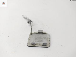 заглушка (решетка) в бампер Mercedes-Benz C-Класс W203/S203/CL203 [рестайлинг] 2004, 1.8 л., бензин, МКПП, чёрный, хетчбэк 3 дв., 2038850526