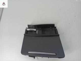 пепельница Audi A6 4F/C6 2005, 2.7 л., дизель, МКПП, зелёный, универсал, 4F1857951