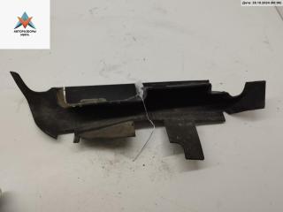 диффузор вентилятора Audi A4 B5 1994, 1.8 л., бензин, МКПП, красный, седан, 8D0121284