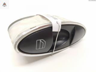 кнопка стеклоподъемника переднего правого Mercedes-Benz E-Класс W211/S211 2003, 3.2 л., дизель, АКПП, серый, универсал, 2118211351