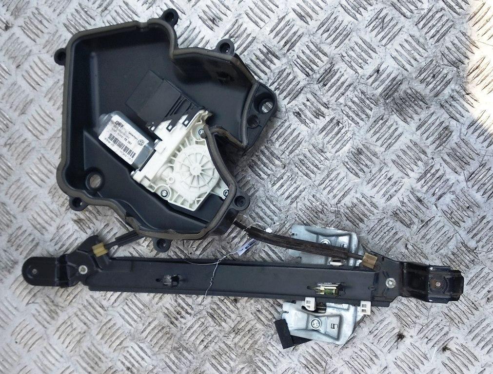 стеклоподъемник электрический задний левый SEAT Leon 2006, 2.0 л., дизель, МКПП, серый, хетчбэк 5 дв., 1P0839461A, DVIG, 1K0959703G