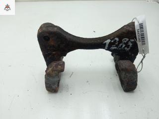 скоба суппорта Nissan Primera P11 1999, 1.8 л., бензин, МКПП, серый, хетчбэк 5 дв.