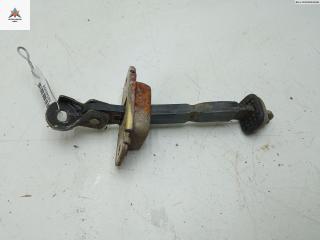 Ограничитель открывания двери задней Mazda 6 GG 2003, универсал