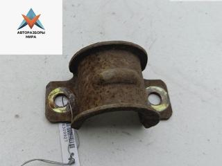 Крепление втулки стабилизатора заднего Ford Mondeo 3 поколение [рестайлинг] 2007, 2.0 л., дизель, МКПП, чёрный, универсал