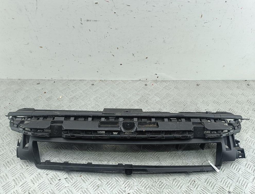 Рамка радиатора Peugeot 208 1995, 9823209780