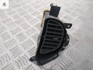 дефлектор обдува салона Nissan Almera N16 2001, 1.5 л., бензин, МКПП, чёрный, хетчбэк 3 дв., 68761BM400