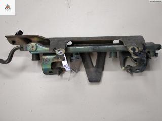 топливная рампа Nissan Note E11 2006, 1.6 л., бензин, АКПП, серый, хетчбэк 5 дв.