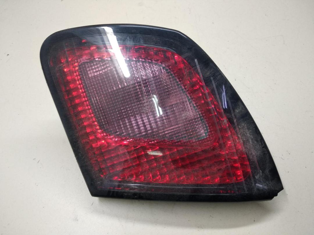фонарь крышки багажника правый Nissan Primera P11 2001, 1.8 л., бензин, МКПП, синий, седан