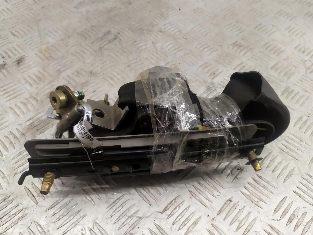 ремень безопасности Ford Explorer 1997, 4.0 л., бензин, АКПП, красный, внедорожник 5 дв.