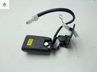 замок ремня безопасности Hyundai i30 FD 2009, 1.6 л., дизель, МКПП, красный, хетчбэк 5 дв.