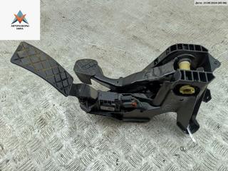 педаль SEAT Leon 3 поколение 2014, 1.2 л., бензин, МКПП, белый, универсал, 5Q1721503H