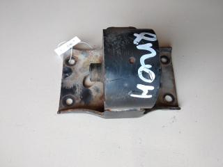 подушка крепления КПП Nissan Almera N16 [рестайлинг] 2004, 1.5 л., бензин, МКПП, жёлтый, хетчбэк 3 дв.