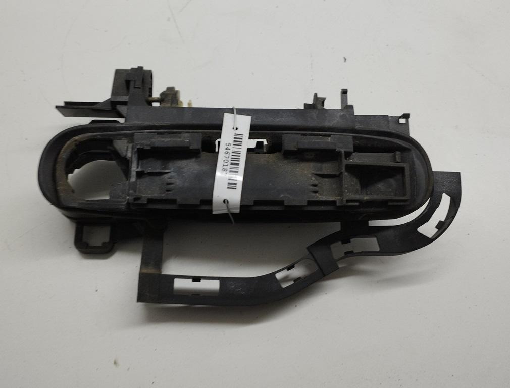 ручка наружная передняя правая Audi A6 C6 2005, 2.0 л., TFSI, бензин, МКПП, чёрный, универсал, 4F0837886