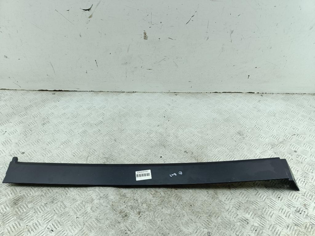 накладка декоративная Mercedes-Benz Vito 2007, 3.0 л., дизель, АКПП, чёрный, микроавтобус, 6396913008 - фото №1