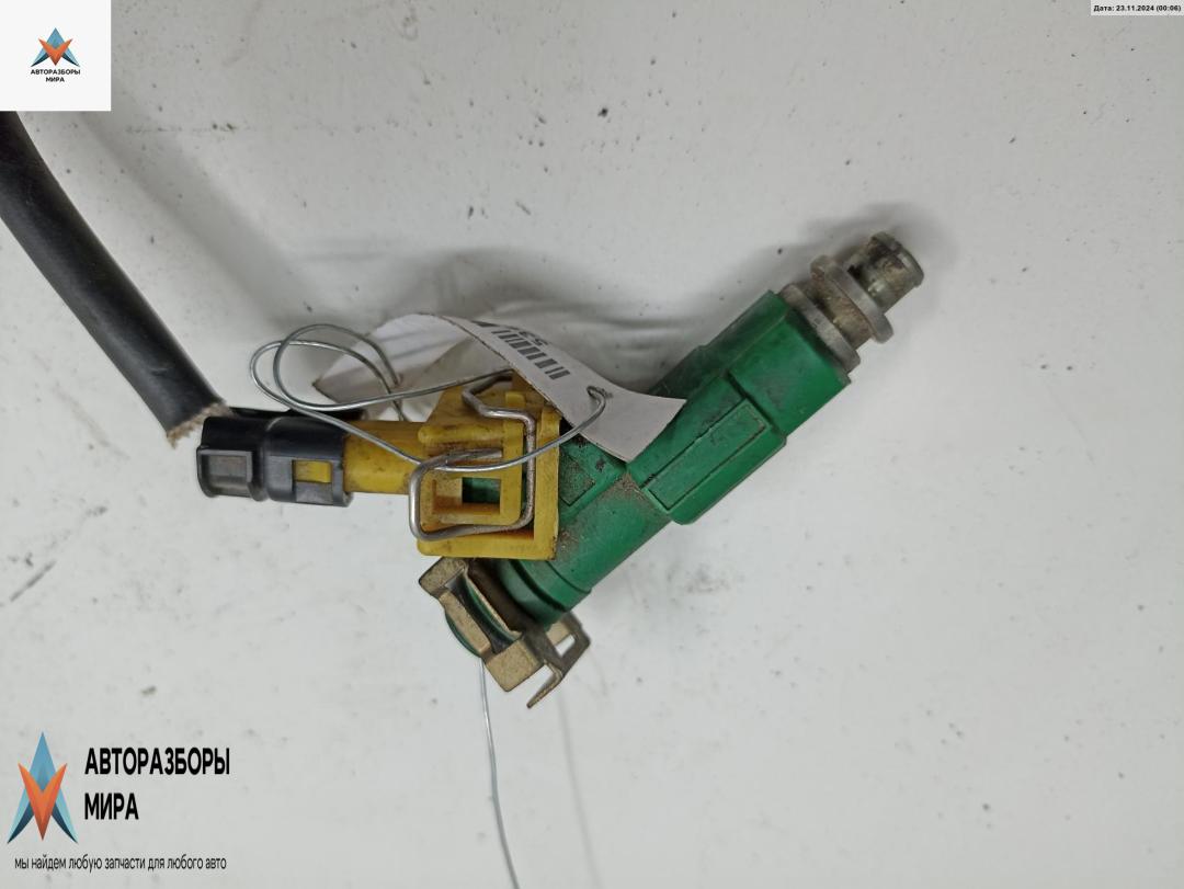 форсунка Opel Omega B 1995, 2.0 л., бензин, МКПП, серый, универсал, 0280155709 - фото №1