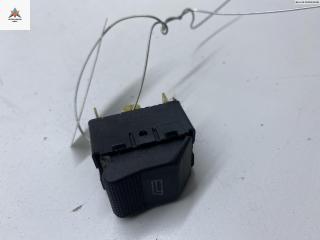 кнопка стеклоподъемника переднего левого Audi A4 B5 1997, 1.6 л., бензин, МКПП, чёрный, седан, 4D0959855