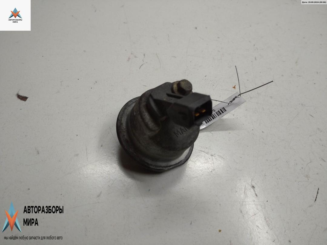 датчик коленвала Ford Focus 1 поколение 2000, 1.4 л., бензин, МКПП, чёрный, хетчбэк 3 дв., 948FGC315AA - фото №1