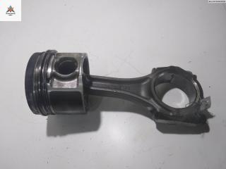 поршень Nissan Terrano R20 [2-й рестайлинг] 1999, 2.7 л., дизель, МКПП, зелёный, внедорожник 5 дв.