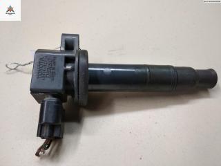 катушка зажигания Toyota Yaris P1 1999, 1.0 л., бензин, МКПП, красный, хетчбэк 3 дв., 90919-02229