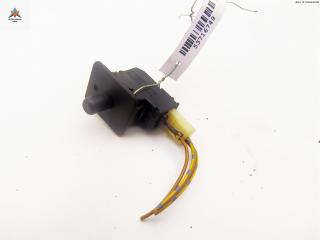 выключатель концевой (концевик) Mercedes-Benz C-Класс W202/S202 1994, 1.8 л., бензин, МКПП, серый, седан, 2028202110