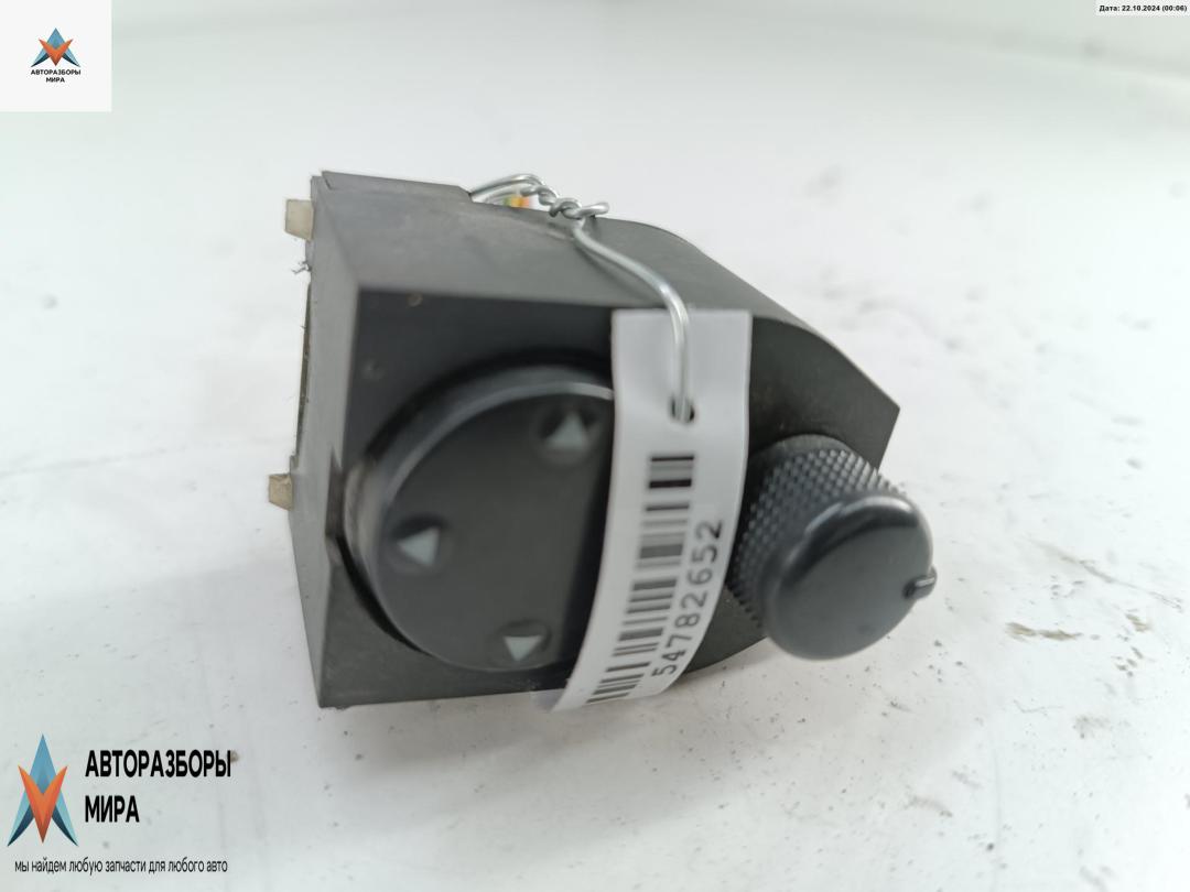 джойстик регулировки зеркал Audi A4 B5 1996, 1.6 л., бензин, МКПП, синий, седан, 8D0959565 - фото №1