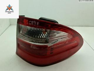 фонарь задний правый Mercedes-Benz E-Класс W211/S211 2004, 3.2 л., дизель, АКПП, жёлтый, универсал, 2118201664
