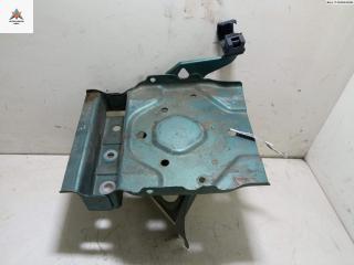 полка аккумулятора Honda Stream 1 поколение 2001, 1.7 л., бензин, МКПП, зелёный, минивэн