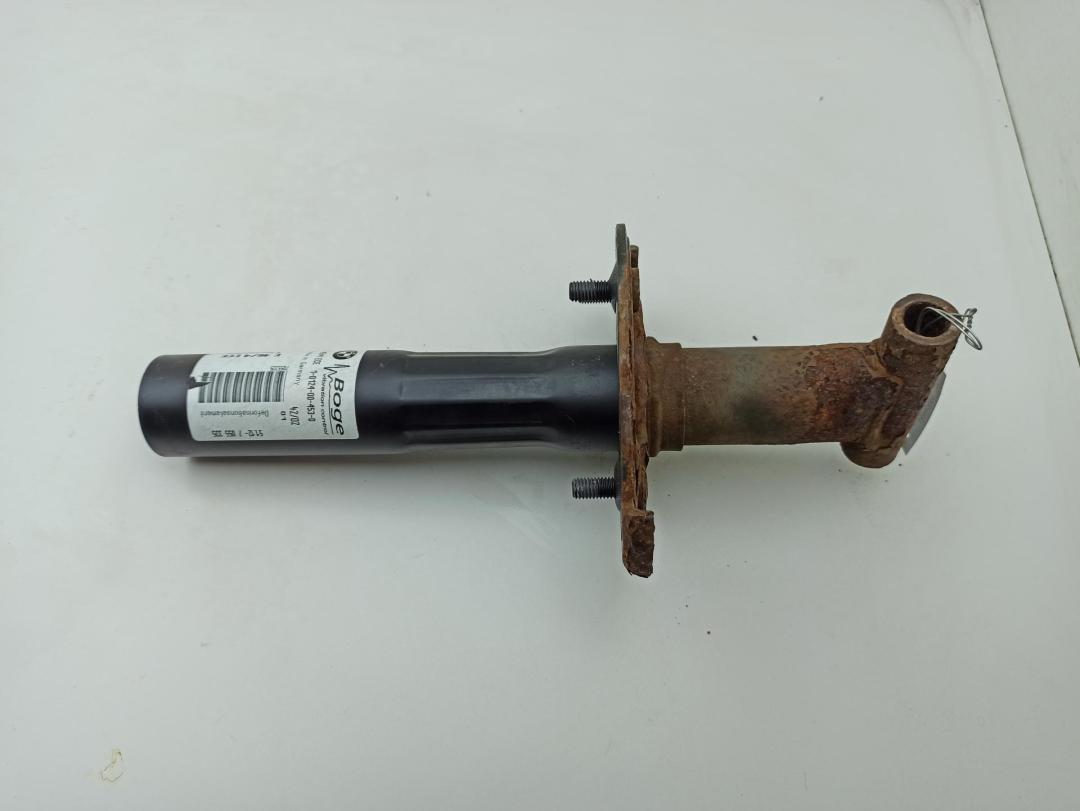 кронштейн заднего бампера BMW 3 E46 2002, 2.0 л., бензин, МКПП, синий, седан, 7055335