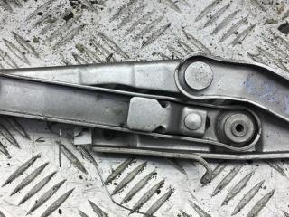 петля капота правая Mercedes-Benz S-Класс W220 [рестайлинг] 2002, серый, седан, 2118200128