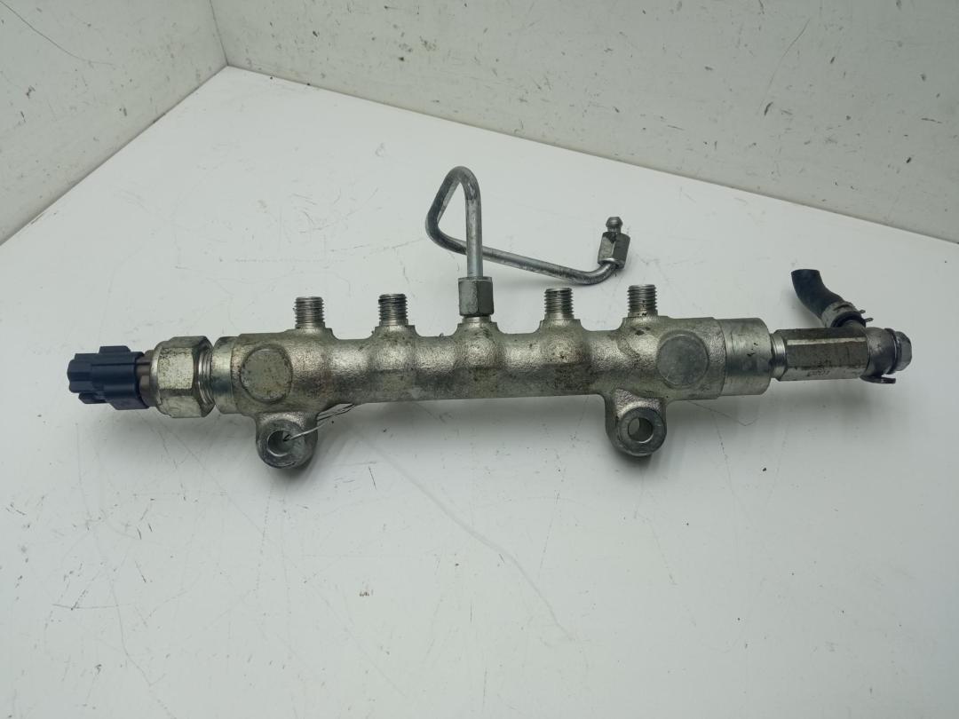топливная рампа Subaru Impreza 2009, 2.0 л., дизель, МКПП, серый, хетчбэк 5 дв.