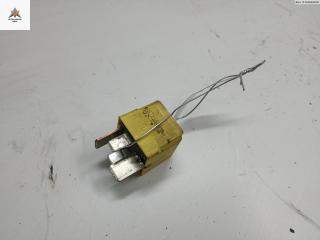 реле (прочие) Opel Zafira 2 поколение (B) 2006, 2.2 л., бензин, МКПП, серый, минивэн, 90226846